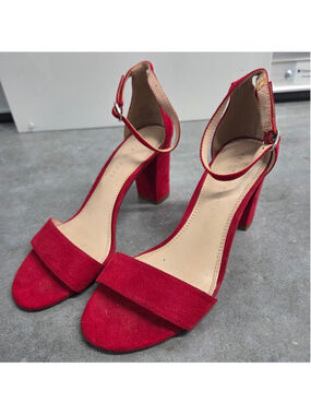 Kelly & Katie Red Block Heel Sandals Size 6.5